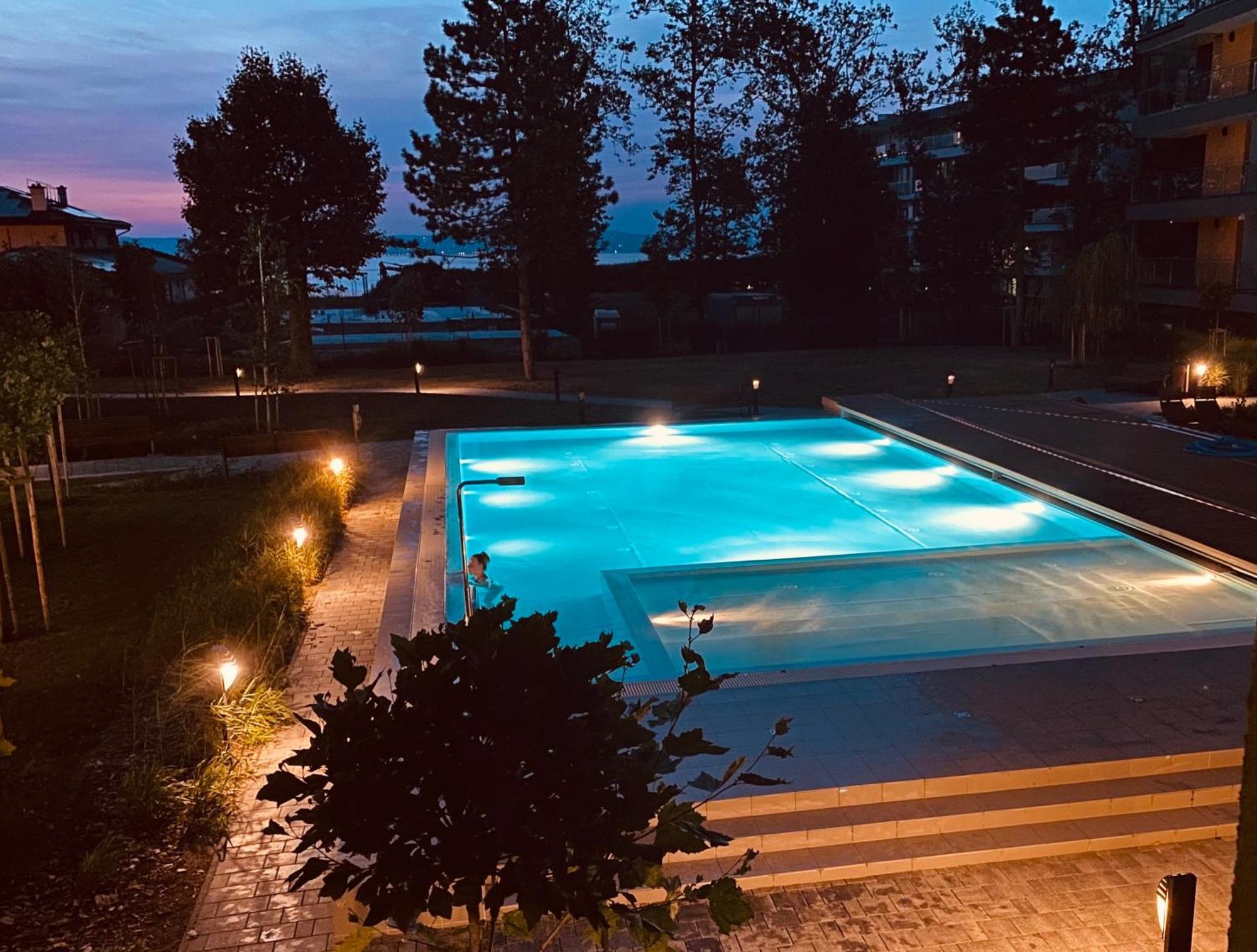 Medences Panoramas Balatom Apartman Siofok Dış mekan fotoğraf